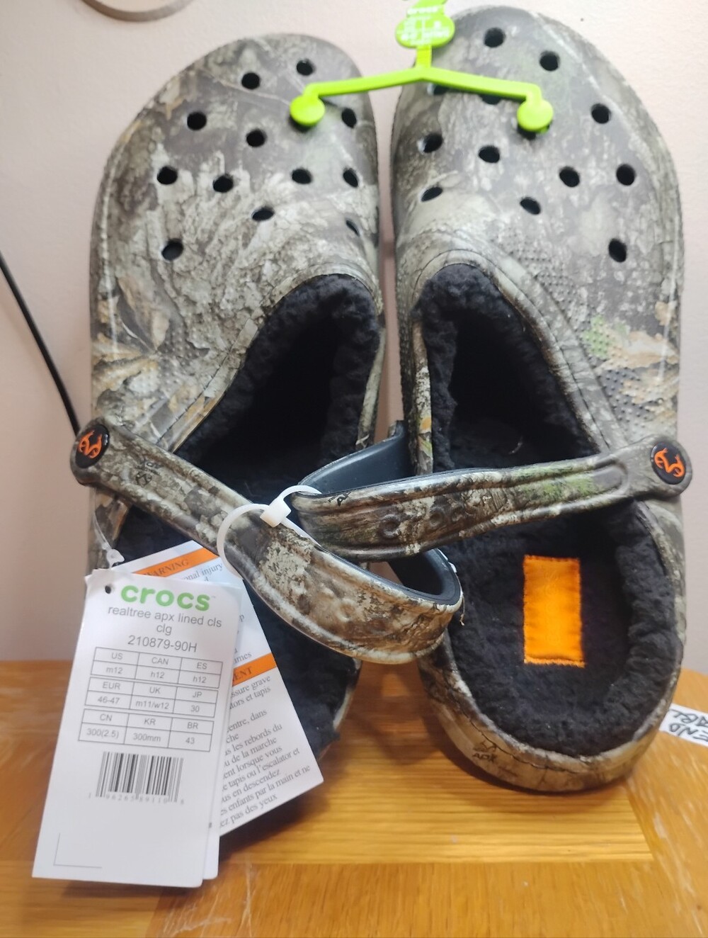 Crocs Realtree APX Lined Classic Camo Clog Camouflage Green Unisex Sizes M12
